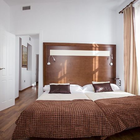 Apartamentos Casa De La Lonja Granada Kamer foto