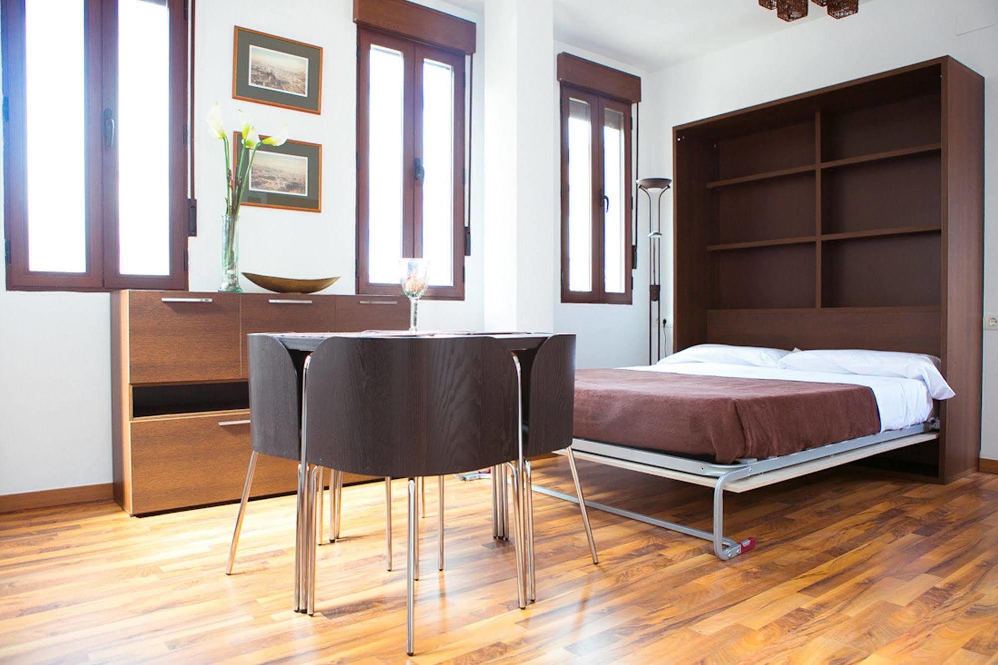 Apartamentos Casa De La Lonja Granada Buitenkant foto