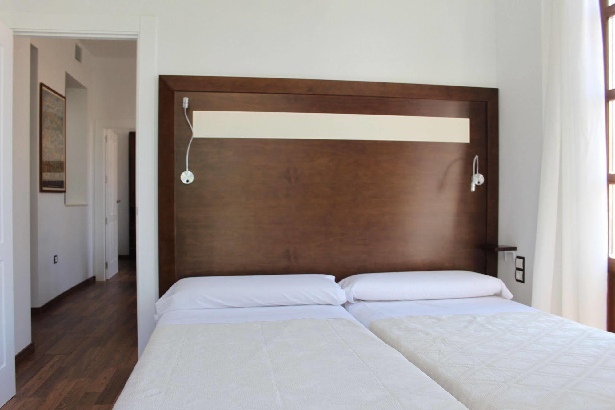 Apartamentos Casa De La Lonja Granada Buitenkant foto