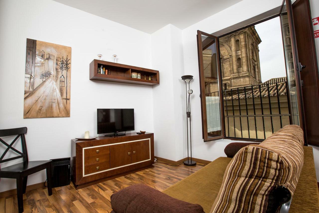 Apartamentos Casa De La Lonja Granada Buitenkant foto