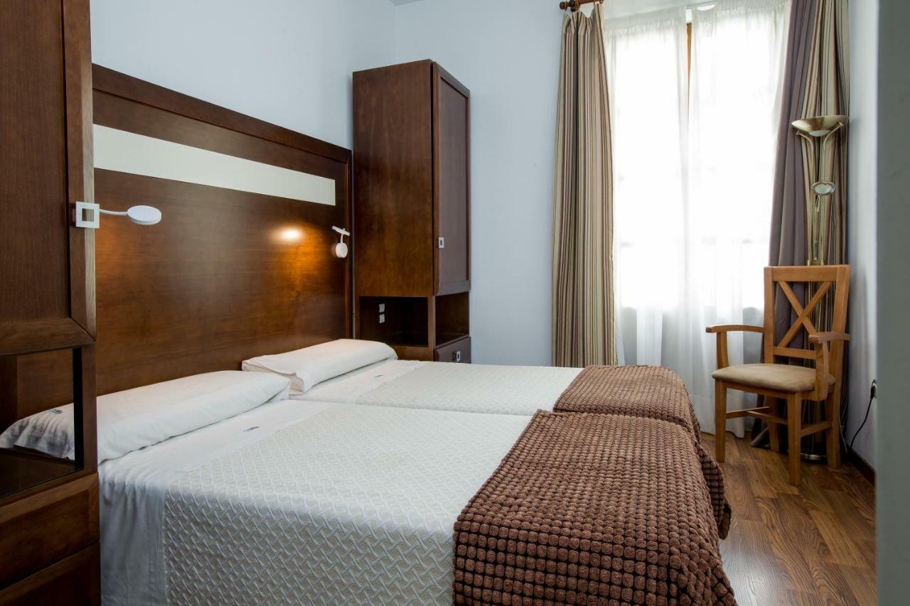 Apartamentos Casa De La Lonja Granada Buitenkant foto