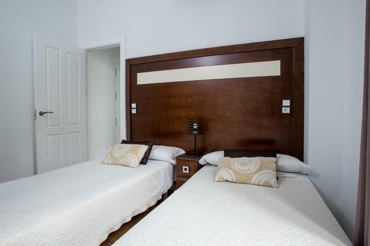 Apartamentos Casa De La Lonja Granada Buitenkant foto